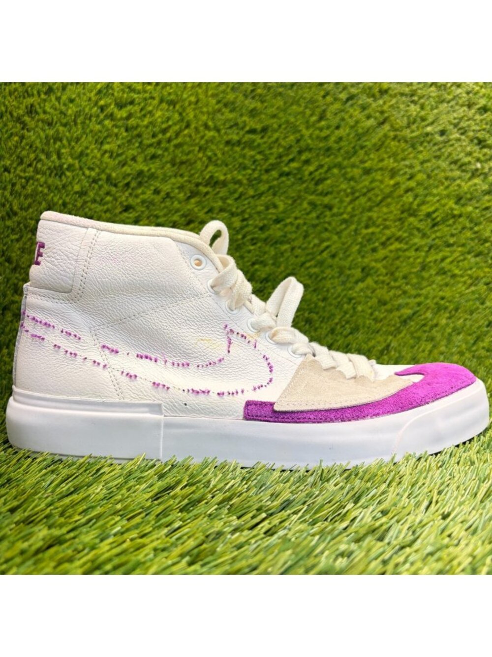Nike SB Zoom Blazer Mid Edge Mens Size 8 White Athletic Leather Shoes Sneakers